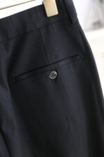 🔥 Fan Sizhe/Vers * ceAutumn New Arrivals 📸 Casual and fashionable original suit set, with the brand's classic logo mark 👍🏻 Super generous, with lining design emphasizing perfect lines, perfectly blending the low-key and melancholic temperament of England with the exquisite and noble French style. A sleek and ergonomic cut, with a tall and handsome upper body, comfortable and slim fit, showcasing a gentlemanly demeanor. Selected suit fabric, with a soft and delicate touch, good luster and elasticity. Paired with this suit set, it is a great choice for stylish men. The silhouette and waist cinching cut add more comfort to their attire, making them look slim yet handsome! A must-have for trendy men! Counter size: S-XXL, shipped next day! - Image 9