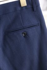 🔥 Aima 4/Her * esAutumn New Arrivals 📸 Casual and fashionable original suit set, with the brand's classic logo mark 👍🏻 Super generous, with lining design emphasizing perfect lines, perfectly blending the low-key and melancholic temperament of England with the exquisite and noble French style. A sleek and ergonomic cut, with a tall and handsome upper body, comfortable and slim fit, showcasing a gentlemanly demeanor. Selected suit fabric, with a soft and delicate touch, good luster and elasticity. Paired with this suit set, it is a great choice for stylish men. The silhouette and waist cinching cut add more comfort to their attire, making them look slim yet handsome! A must-have for trendy men! Counter size: S-XXL, shipped next day! - Image 8