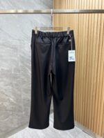 ❤️Burberry/巴宝莉 2025秋冬新品 三标齐全 休闲裤 好货不用过多介绍 看细节 专柜码数：M-4XL  175/140上身L - Image 8