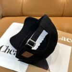 配防尘袋
👒罗意威👒LOEWE新款原版原标设计棒球帽🧢质感超好，外部线条定位标准，做工精细，简约大气低价走量！ - Image 3