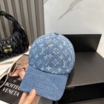 LV路易威登官网同步高版本 新款牛仔棒球帽🧢
火爆技术升级，洗水牛仔风街头风十足
更符合现在时尚小哥哥小姐姐的style，机场街拍超飒！ - Image 2