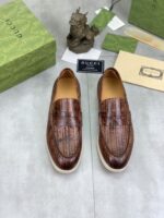 Gucci leather shoes, loafers - Image 2
