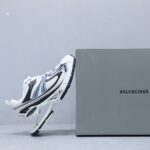 Balenciaga 巴黎世家 新款 弹簧鞋 增高 高跟 老爹鞋 运动鞋 复古做旧老爹鞋 Balenciaga X-Pander 巴黎世家 官方发售 正确字体电绣 粗细、位置、大小正确侧边TPU 透气孔匹配意产原版正确气垫分离大底，TPU软底 原版一致"Balenciaga" 大底LOGO 立体感十足原厂皮料水洗做旧  采购原厂网纱
🌵Size：35-46