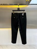 Vers Versace and SS Autumn/Winter New Men's Business Plush Thick Casual Pants, Platinum level Perfect Appearance, Directly Entering the Counter Nature, Extremely Unbeatable Micro Elastic Fabric Casual Pants, is a rare item in the industry in recent years. The quality, craftsmanship, fabric, and accessories subvert imagination, and the details are exquisite and exquisite. Customized original elastic cotton fabric! Creating a rebellious and tough personality color, the unique logo adds a lot of points, clever and exquisite, and the cutting and design continue the modern simplicity and efficiency of Italian style, bringing the tone of fashion aesthetics to the extreme. 29-38 None 35.37 (please indicate waist circumference when placing an order) - Image 2