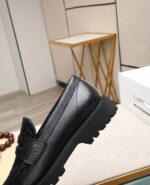 Gucci leather shoes, loafers - Image 9