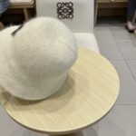 Dior新款爆款兔毛桶帽
遮脸帽 出街必备款！ - Image 3