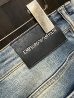 【Armani Jeans | Classic Denim, Embossed with Luxury DNA】 When streetwear meets haute couture, a pair of jeans can become a badge of status.
Deconstructing the language of denim with centuries-old craftsmanship, we infuse every inch of fabric with a modern attitude and luxurious details, making everyday wear a silent declaration of taste.
✨ A pair of jeans is an attitude, and even more so, a legacy.
It's not just a wardrobe essential, but also an interpretation of the brand's spirit—
"From suitcases to jeans, we have always defined the boundaries of luxury with the ultimate craftsmanship."
Sizes: 28-42 - Image 7