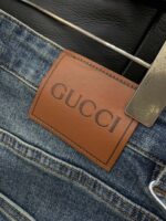 【Gucci Jeans | Classic Denim, Engraved with Luxury DNA】 When street style meets haute couture, a pair of jeans can become a badge of status.
Deconstructing the language of denim with centuries-old craftsmanship, we infuse every inch of fabric with a modern attitude and luxurious details, making everyday wear a silent declaration of taste.
✨ A pair of jeans is an attitude, and even more so, a legacy.
It's not just a wardrobe essential, but also an interpretation of the brand's spirit—
"From suitcases to jeans, we have always defined the boundaries of luxury with the ultimate craftsmanship."
Sizes: 28-42 - Image 8