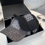 FENDI芬迪 老花系列棒球帽🧢 经典FF中古单品，气质穿搭单品，质量杠杠👍 - Image 6