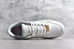#NK Dunk Low Retro 熊猫恶作剧 引线牵梦 情之所钟 特殊礼盒 低帮休闲板鞋 HF0730-160
#配色整体围绕熊猫恶作剧七夕主题设计，鞋身整体采用专属颜料重新喷涂。特殊原创设计图标涂鸦装饰，添加潮流元素效果喷涂点缀。
尺码：35.5 36 36.5 37.5 38 38.5 39 40 40.5 41 42 42.5 43 44 44.5 45 46 - Image 4