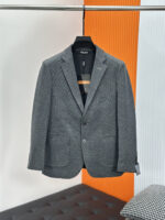 Zegna Jenia 25Fw Autumn/Winter New Collection! -ZEGN * A Men's Light Luxury Fashion Gentleman Wool Suit and Suit, choosing wool single silk is choosing a quality of life, making it a classic in your wardrobe, adding an elegant color to your life. A two button suit with urban fashion, casual and slim fit! 🍁🍁 Autumn is not just about fallen leaves, but also about new clothes. As the weather gradually cools down, a casual item is definitely your best choice. The whole suit is fresh and elegant, with a luxurious and trendy look for men. It exudes vitality while maintaining a graceful demeanor, with a handsome and stylish upper body that is easy to handle!Z suits are renowned for their exquisite craftsmanship and elegant styles. A high-end men's business mainline masterpiece, a suit selected by the elite of the men's clothing industry, and a highly practical casual single suit. A slim fit with a delicate flat collar and round pocket design. Continuing the contemporary style, the exquisite and beautiful Z family metal xxx series logo logo on the chest! Easy to disassemble, it also enhances the sense of design. The slim fit cutting and unique button design have become the visual focus. The channel suits are produced by an old factory, with first-class quality control, texture, and details. Give full dignity and honor.This suit is carefully crafted with high-quality 45% wool, 32% polyester fiber, 20% viscose fiber, and 3% spandex. Solid color wide and slim fit, twill fabric wool has a soft and comfortable feel, and the upper body is lightweight, stylish, and handsome! The fabric is soft, comfortable, and easy to wear, with strong wrinkle resistance. The better the quality of the suit, the more textured it is. The lining is made of satin and fabric, and the edging is exquisitely crafted. Its bone feel is reflected in the cutting of the pattern, which depends on the good cutting bed and professional suit factory.This is a slim fit version that leans towards a fashionable and casual style, making it suitable for formal occasions. Classic high-end gray, stylish and stylish, showcasing a passion and vitality for life.Color: Grey Angra RedSize: 48~58 (m~4xl) 178 135 pounds, wearing L slim fit, maximum wearing 190 pounds48: Chest circumference 100- Shoulder width 43- Sleeve length 60- Clothing length 6850: Chest circumference 104- Shoulder width 44- Sleeve length 61- Clothing length 6952: Chest circumference 108- Shoulder width 45- Sleeve length 62- Clothing length 7054: Chest circumference 112- Shoulder width 46- Sleeve length 63- Clothing length 7156: Chest circumference 116- Shoulder width 47- Sleeve length 64- Clothing length 7258: Chest circumference 120- Shoulder width 48- Sleeve length 65- Clothing length 73 - Image 2