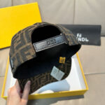 Comes with a box bag and Fendi's new original baseball cap, featuring a double F jacquard pattern. It is a hot selling item at the counter and has an excellent reputation for its retro double F jacquard pattern. The 1:1 mold is customized with the original jacquard sail fabric and top layer cowhide, making it lightweight and breathable! Excellent quality, basic head circumference of 56, adjustable patch, must buy item as shown in the picture! - Image 7