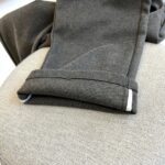 1V, SS Autumn/Winter New Men's Business Plush Thick Casual Pants Western Pants, platinum level perfect appearance, directly entering the counter nature, extremely awesome micro elastic fabric casual pants, is a rare item in the industry in recent years. The quality, craftsmanship, fabric, and accessories subvert imagination, and the details are exquisitely researched. Customized original elastic cotton fabric! Creating a rebellious and tough personality color, the unique logo adds a lot of points, clever and exquisite, and the cutting and design continue the modern simplicity and efficiency of Italian style, bringing the tone of fashion aesthetics to the extreme. 29-38, no 35, 37 (please indicate waist circumference when placing an order) - Image 6