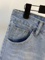 【Gucci Jeans | Classic Denim, Engraved with Luxury DNA】 When street style meets haute couture, a pair of jeans can become a badge of status.
Deconstructing the language of denim with centuries-old craftsmanship, we infuse every inch of fabric with a modern attitude and luxurious details, making everyday wear a silent declaration of taste.
✨ A pair of jeans is an attitude, and even more so, a legacy.
It's not just a wardrobe essential, but also an interpretation of the brand's spirit—
"From suitcases to jeans, we have always defined the boundaries of luxury with the ultimate craftsmanship."
Sizes: 28-42 - Image 4