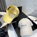 Balenciaga Balenciaga baseball cap. My family has already mastered Balenciaga's craftsmanship, which is sure to be a hit. Balenciaga's new washed cotton baseball cap is a must-haveHeavy industry craftsmanship, double B letter logo, innovative and fashionable trendy styleExclusive physical shooting for both men and women, adjustable for both genders - Image 4