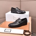 Gucci leather shoes, loafers - Image 3