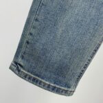 【Gucci Jeans | Classic Denim, Engraved with Luxury DNA】 When street style meets haute couture, a pair of jeans can become a badge of status.
Deconstructing the language of denim with centuries-old craftsmanship, we infuse every inch of fabric with a modern attitude and luxurious details, making everyday wear a silent declaration of taste.
✨ A pair of jeans is an attitude, and even more so, a legacy.
It's not just a wardrobe essential, but also an interpretation of the brand's spirit—
"From suitcases to jeans, we have always defined the boundaries of luxury with the ultimate craftsmanship."
Sizes: 28-42 - Image 7