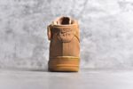 ▪️🐼11.11狂欢💯#AC36860
新货🚀#纯原 NK Air Force 1 '07 Mid"Wheat/Flax"空军一号经典中帮百搭休闲运动板鞋 小麦黄棕21款 DJ9158-200 小麦配色的球鞋一直都是秋冬时期穿搭的首选 不仅承袭了大黄靴的干练和帅气 还有着 Air Force 1 的经典复古气质 极为百搭的效果也是重要不可割舍的理由之一 整体依旧采用质感十足的卡其色牛巴革材质打造鞋身 不仅造型十分吸睛质感更是十分讨人喜爱 搭配上同色造型的尼龙鞋带和魔术贴设计 将工装风格体现到位 侧身处皮质 Swoosh Logo 进一步彰显该配色独特魅力 最后以同色水晶材质外底收尾与鞋身配色相互呼应 完善整体造型设计 这样一双既有复古气氛 又能释放出潮流时尚街头气质的鞋款 想必上脚效果更是相当出众 SIZE：35.5 36 36.5 37.5 38 38.5 39 40 40.5 41 42 42.5 43 44 44.5 45 46 - Image 5