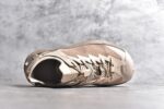 HOKA One One Hopara Sandals 霍帕拉系列水路两用溯溪涉水休闲户外露营凉鞋 作为先锋品牌的 HOKA ONE ONE总是以独特的方式 HOPA RA是一款溯溪鞋 又名排水鞋 可长期用于涉水和溯溪 保护脚底和脚趾的安全和舒适 鞋面材料速干 透气 耐磨 鞋底防滑 耐磨 抓地能力强 出于安全考虑 设计要求较高 涉水溯溪过程中 水 泥沙 可以直接从鞋内大孔排出 细纹鞋底使在岩石上抓地能力强 避免打滑 而上路后 鞋面具有快干透气等优点 尺码：36 36.5 37.5 38 39 40 40.5 41 42 42.5 43 44 45 - Image 4