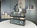 Dior bags - Image 2