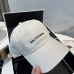 Balenciaga Balenciaga baseball cap. My family has already mastered Balenciaga's craftsmanship, which is sure to be a hit. Balenciaga's new washed cotton baseball cap is a must-haveHeavy industry craftsmanship, double B letter logo, innovative and fashionable trendy styleExclusive physical shooting for both men and women, adjustable for both genders - Image 7