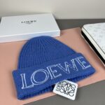 罗意威loewe官网经典款针织帽！小红书热卖爆款！穿搭神气！男女同款，加厚更保暖，时尚流行🌸质感一流，秋冬保暖最佳名品，赶紧订购哦，跑量款 - Image 4
