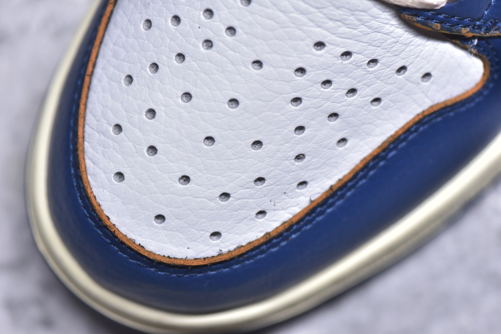 ▪细节鉴定
Union x Air Jordan 1 Retro High高帮aj1 乔丹一代经典复古运动篮球板鞋