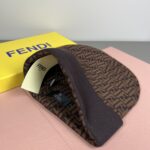 💰 FENDI's official website recommends a knitted hat that is popular among fashion bloggers for autumn and winter. It hides a subtle sense of luxury, with every line exuding a clean and elegant style. It is simple yet not simple, generous yet not out of style, and every detail showcases high-end taste. The sense of fashion becomes more and more enduring in restraint. - Image 5