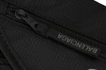 Balenciaga/巴黎世家 24Fw UNITY双环字母大腰包
原9200购入，第一时间拆解面料分析，采用日产品牌客定可再生短纤尼龙格纹面料，手感比普通尼龙面料更具有韧性，紧密度极高，万次开合实验，强效抗撕裂，经无氟DWR处理，可防泼水可容纳手机，钱包，卡片等物件，满足生活需求特定品牌YKK拉链拉头五金，拉链届的爱马仕，定制三分提花logo织带，独家开模插扣，激光刻印Logo，进口田岛机绣花，针线紧密饱满，完美还原，Spacermesh软垫背幅舒适而通风透气，轻量耐用，功能性多样，可日常搭配可户外
Size：34x17x41cm - Image 6