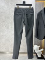 Dior 2023 Autumn/Winter New Products 📸 Casual and fashionable original suit set, with the brand's classic logo mark 👍🏻 Super generous, with lining design emphasizing perfect lines, perfectly blending the low-key and melancholic temperament of England with the exquisite and noble French style. A sleek and ergonomic cut, with a tall and handsome upper body, comfortable and slim fit, showcasing a gentlemanly demeanor. Selected suit fabric, with a soft and delicate touch, good luster and elasticity. Paired with this suit set, it is a great choice for stylish men. The silhouette and waist cinching cut add more comfort to their attire, making them look slim yet handsome! A must-have for trendy men! Counter size: S-2XL - Image 9