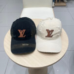 LV路易威登原单刺绣棒球帽  轻盈透气。完美版型，独家实物拍摄，男女适用 - Image 5