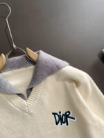 The latest winter sweaters on Dior 2025 official website, synchronized with popular items on sale at counters! Specially supplied wool blended fabric Comfortable to feel It can directly touch the skin, with exquisite embroidered logos and badges that are extremely eye-catching! Details highlight the fashionable charm of big brands Exquisite craftsmanship Stereoscopic cutting style The wearing effect is unbeatable and handsome! All three standards are complete! Size: M-3XL - Image 2