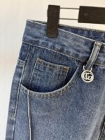 【Gucci Jeans | Classic Denim, Engraved with Luxury DNA】 When street style meets haute couture, a pair of jeans can become a badge of status.
Deconstructing the language of denim with centuries-old craftsmanship, we infuse every inch of fabric with a modern attitude and luxurious details, making everyday wear a silent declaration of taste.
✨ A pair of jeans is an attitude, and even more so, a legacy.
It's not just a wardrobe essential, but also an interpretation of the brand's spirit—
"From suitcases to jeans, we have always defined the boundaries of luxury with the ultimate craftsmanship."
Sizes: 28-42 - Image 4