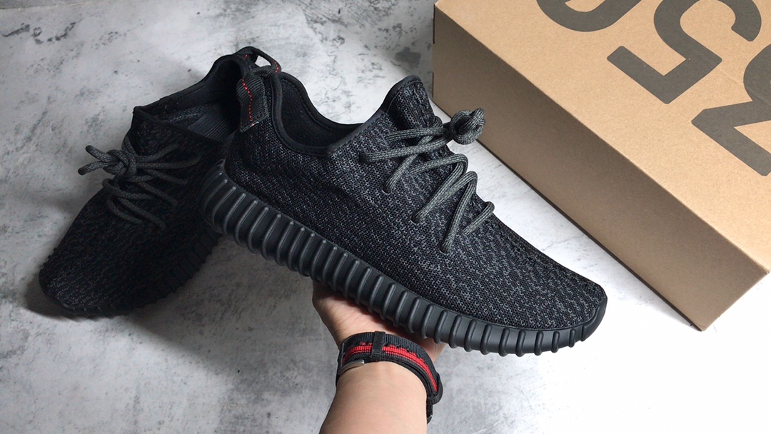 ▪️独家纯原 
新批次 Yeezy 350 初代 原鞋开模完美打造