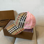 Burberry's new early spring baseball cap, simple yet fashionable, suitable for both men and women! High quality products, enjoy a sense of premium quality! - Image 2