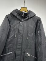 #qiu 🐉🐉 、 BBR Burberry FW2025 Autumn/Winter New Down Jacket. The cabinet is on sale and difficult to find. Using customized windproof and rainproof fabric, wrinkle resistant and stylish, soft and skin friendly, with extremely high comfort for the upper body; Extremely high recognition; Suitable for concave various shapes; Filled with 90% velvet, it is soft, warm, and fluffy, giving the upper body a stylish look; A down jacket suitable for various occasions.Size: M-3XL (AY)Size: Shoulder width cm Chest circumference cm Clothing length cm Sleeve length cmManual measurement with 1-2cm error is normal (chest circumference ± 4cm per yard, other parts ± 1cm) - Image 3