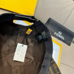 Comes with a box bag and Fendi's new original baseball cap, featuring a double F jacquard pattern. It is a hot selling item at the counter and has an excellent reputation for its retro double F jacquard pattern. The 1:1 mold is customized with the original jacquard sail fabric and top layer cowhide, making it lightweight and breathable! Excellent quality, basic head circumference of 56, adjustable patch, must buy item as shown in the picture! - Image 7