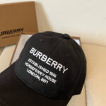 Burberry's new early spring baseball cap, simple yet fashionable, suitable for both men and women! High quality products, enjoy a sense of premium quality! - Image 2