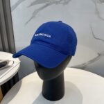 Balenciaga Balenciaga baseball cap. My family has already mastered Balenciaga's craftsmanship, which is sure to be a hit. Balenciaga's new washed cotton baseball cap is a must-haveHeavy industry craftsmanship, double B letter logo, innovative and fashionable trendy styleExclusive physical shooting for both men and women, adjustable for both genders - Image 2