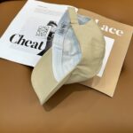配防尘袋
👒罗意威👒LOEWE新款原版原标设计棒球帽🧢质感超好，外部线条定位标准，做工精细，简约大气低价走量！ - Image 4