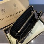 Burberry bags - Image 5
