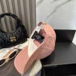 路易威登棒球帽LouisVuitton👒😍新款LV棒球帽，重工打造♥完美刺绣，高端大气，百搭款🤗男女通用！ - Image 4