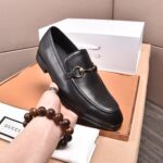 Gucci leather shoes, loafers - Image 5