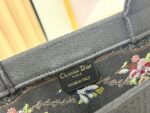 Dior bags - Image 8