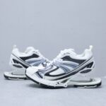 Balenciaga 巴黎世家 新款 弹簧鞋 增高 高跟 老爹鞋 运动鞋 复古做旧老爹鞋 Balenciaga X-Pander 巴黎世家 官方发售 正确字体电绣 粗细、位置、大小正确侧边TPU 透气孔匹配意产原版正确气垫分离大底，TPU软底 原版一致"Balenciaga" 大底LOGO 立体感十足原厂皮料水洗做旧  采购原厂网纱
🌵Size：35-46 - Image 5