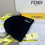 💰 FENDI's official website recommends a knitted hat that is popular among fashion bloggers for autumn and winter. It hides a subtle sense of luxury, with every line exuding a clean and elegant style. It is simple yet not simple, generous yet not out of style, and every detail showcases high-end taste. The sense of fashion becomes more and more enduring in restraint. - Image 5