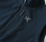 ARC Bird's Daily Series 25 Autumn New Outdoor Windproof Inner Fleece Vest! A very familiar style! Simple and atmospheric, casual outdoor full function lightweight and warm vest! Highly recommended to everyone is the TR outer layer, which is easy to compress, quick drying, and ventilated, with a lightweight and wear-resistant material that is windproof! Functional diversification! In addition to excellent warmth retention, the wearability and upper body effect are also quite good! As a versatile cushion, it's okay to close your eyes and collect without any problem!! The lining is made of functional Polatec fleece lining! Efficient insulation! Lighter and warmer! Ventilation, breathability, elasticity, softness, delicacy, and strong comfort inside the velvet. More importantly, it does not shed or generate static electricity! Lightweight and breathable, with innate water repellent performance, even if the entire garment is wet, it still provides good warmth!! Zipper placket and pocket zipper are not to be chosen, precise fit and slim fit, comfortable and flexible upper body, convenient for daily travel and sports![Color] Black, Grey, Blue【 Size 】 M-3XL/25128 - Image 11