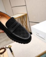 Gucci leather shoes, loafers - Image 6