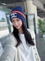 💰认准品质哦，精巯羊毛系列Chanel官网品质香奈儿秋冬网红时尚博主推荐款毛线帽，小红书爆款，手感超柔软舒适的针织线帽，弹性极佳！