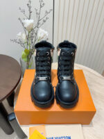 Louis Vuitton trainer boots - Image 9